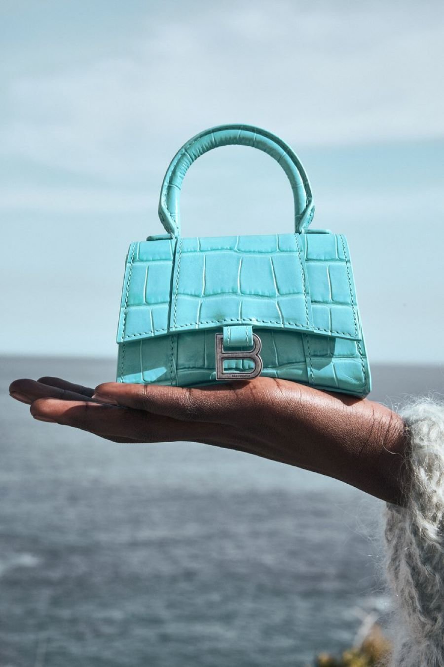 Image hover effect image